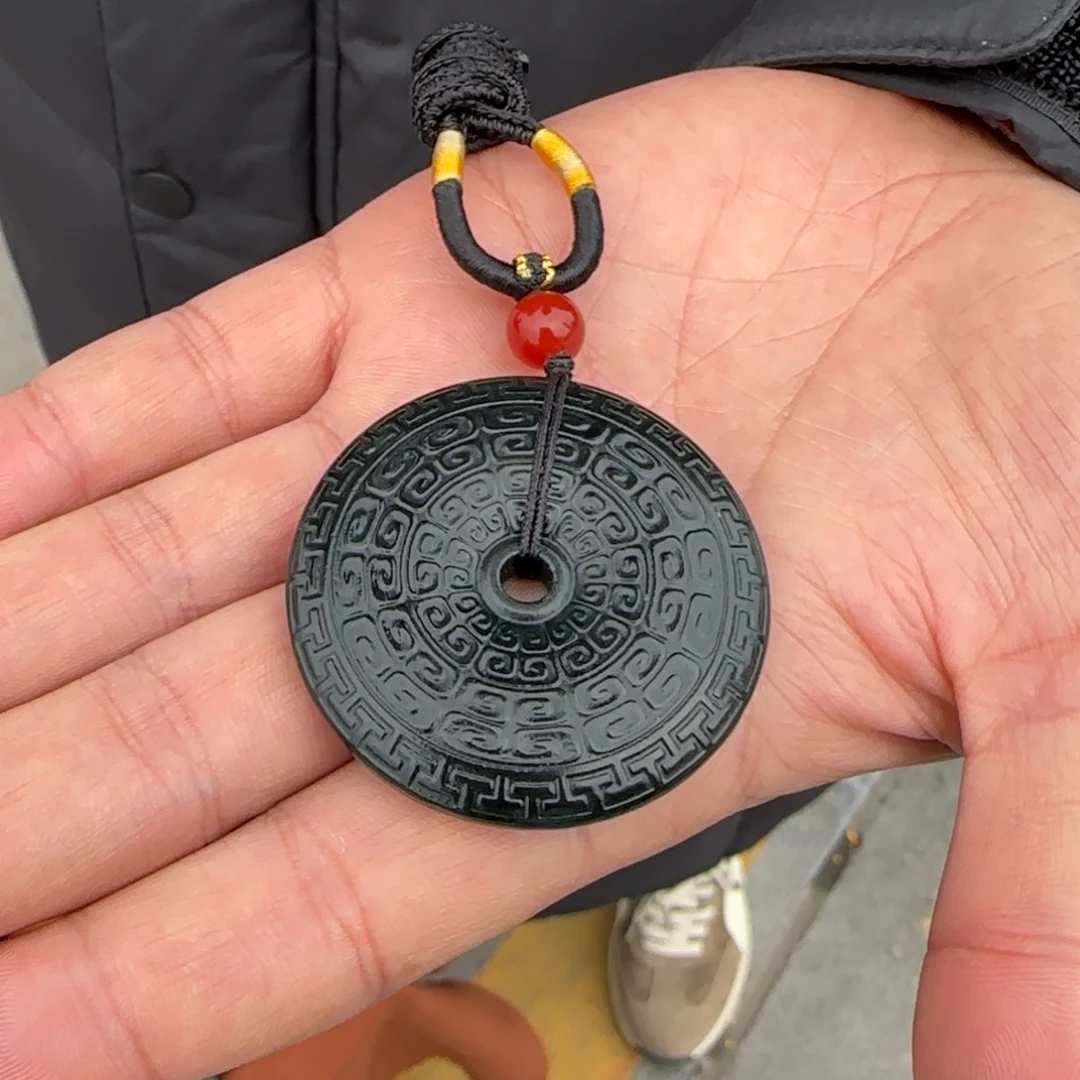 和田玉未镶嵌车挂