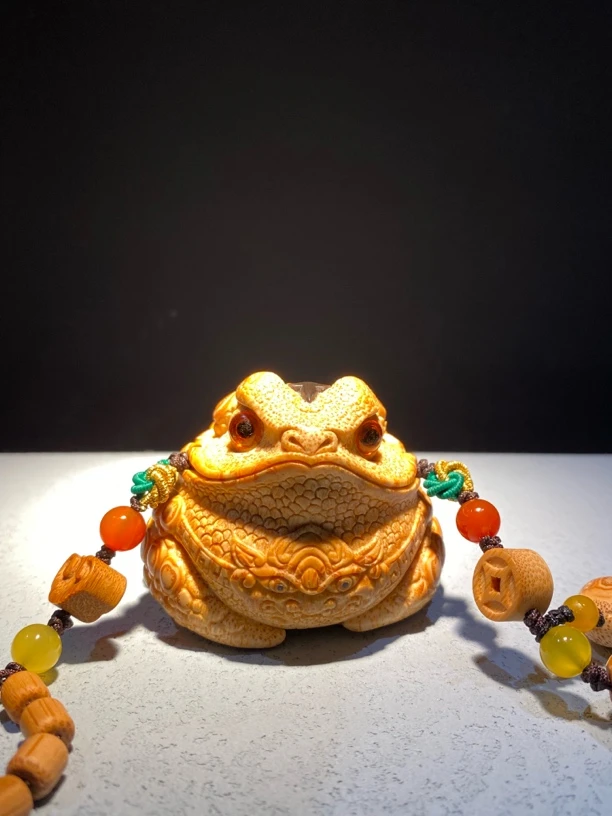 竹根雕金蟾四大名家张念超鹰嘴文玩手把件