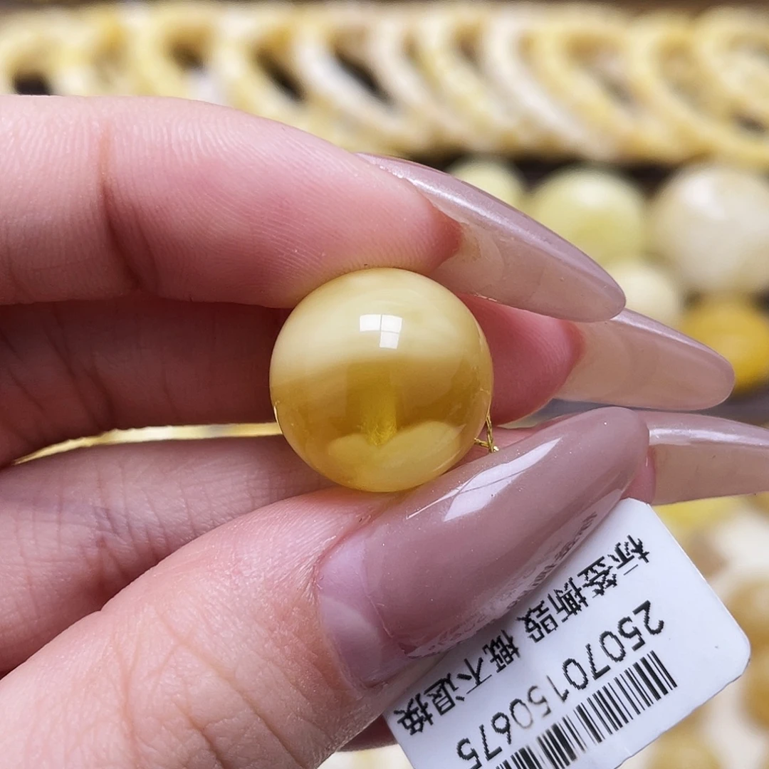 琥珀未镶嵌裸石15.7mm圆珠