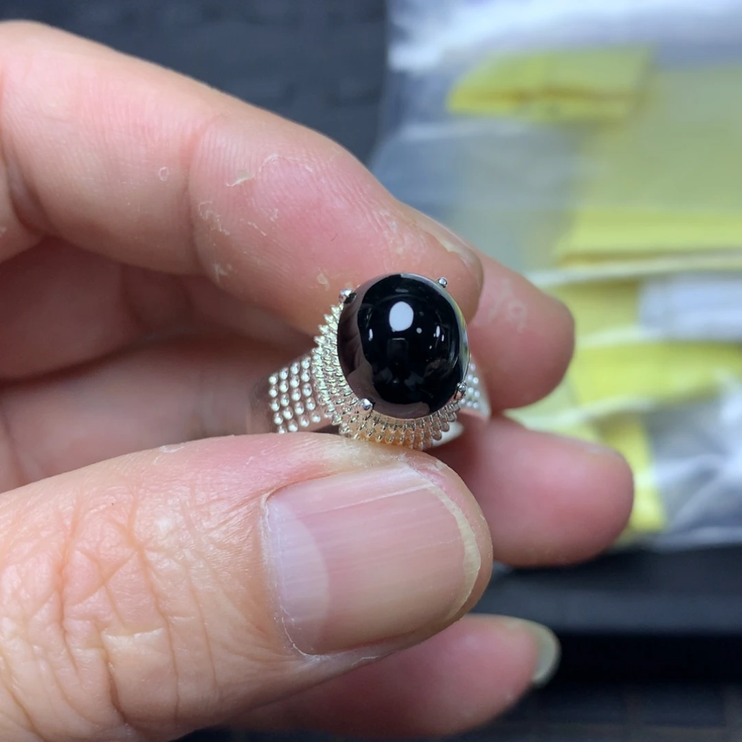 定制翡翠未镶嵌墨翠蛋面