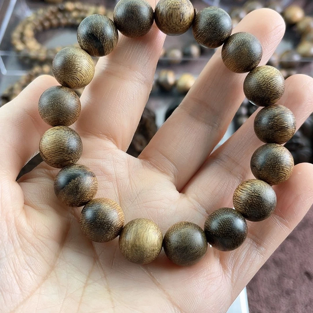 沉香手串宫*长达拉干虎斑留疤