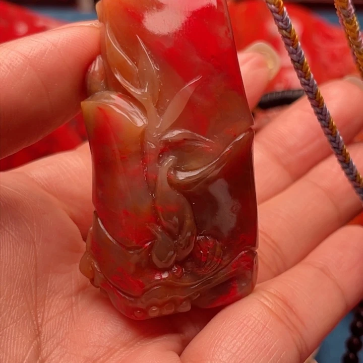 巴林鸡血石鸡血石挂件