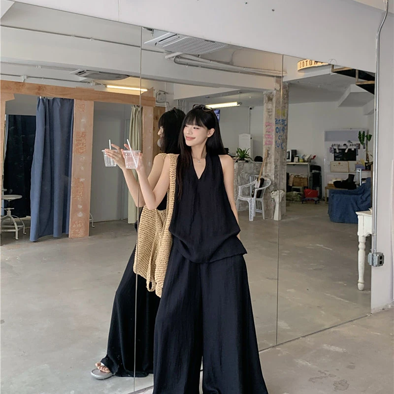 慵懒松弛感套装气质黑色v领无袖挂脖背心女夏季休闲防晒外套女