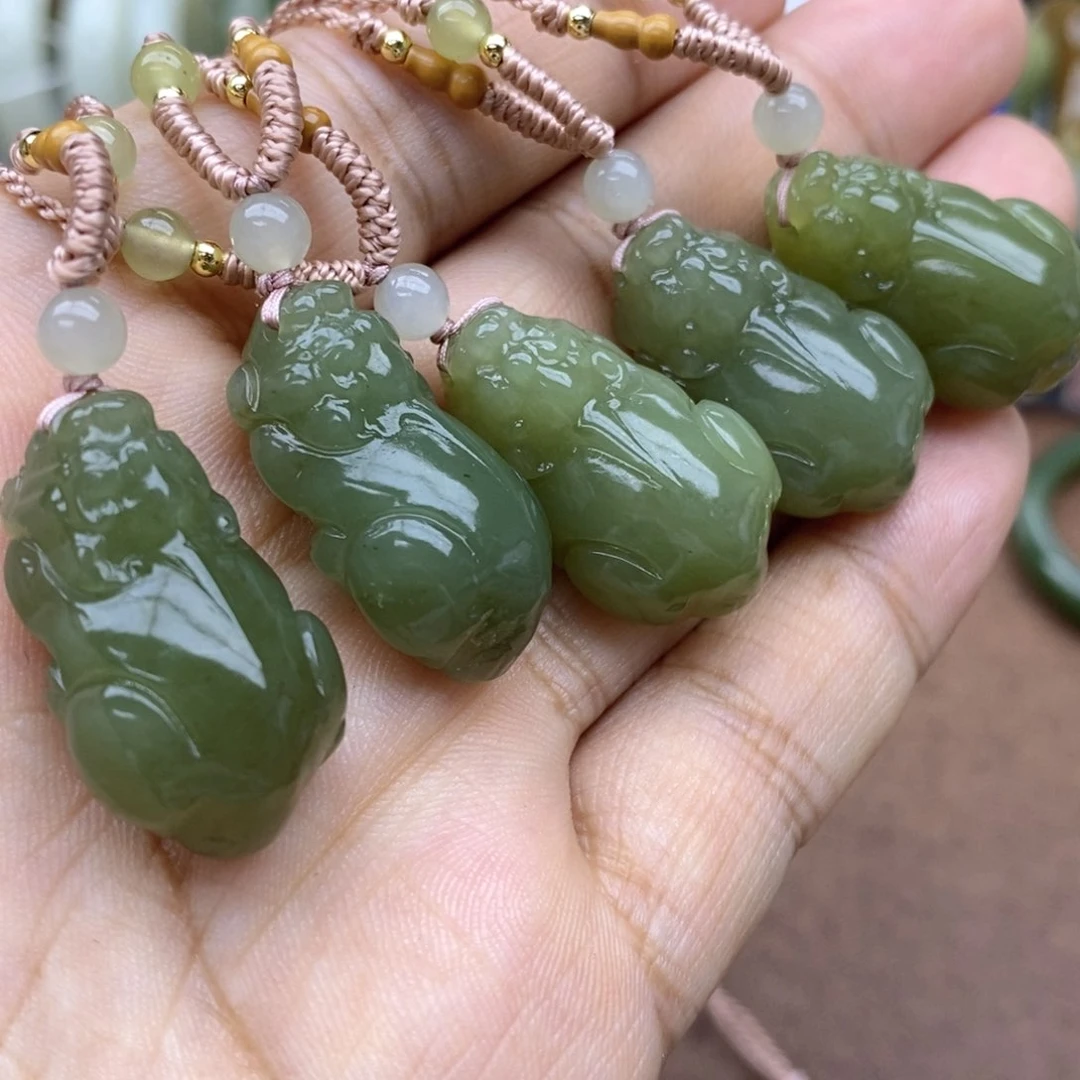 和田玉未镶嵌吊坠(不含链)