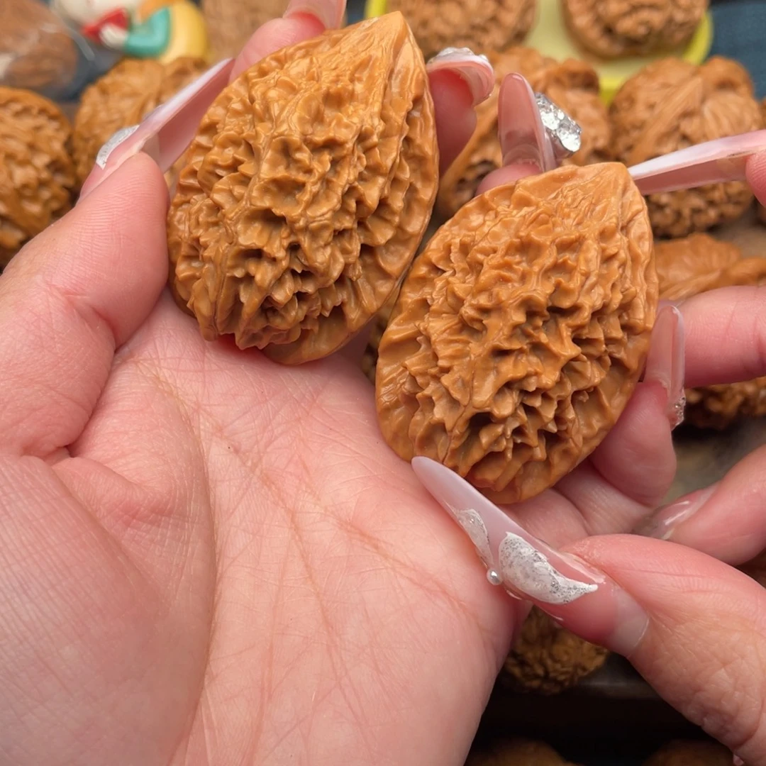 G***y文玩核桃把件全品i金钱鼠37