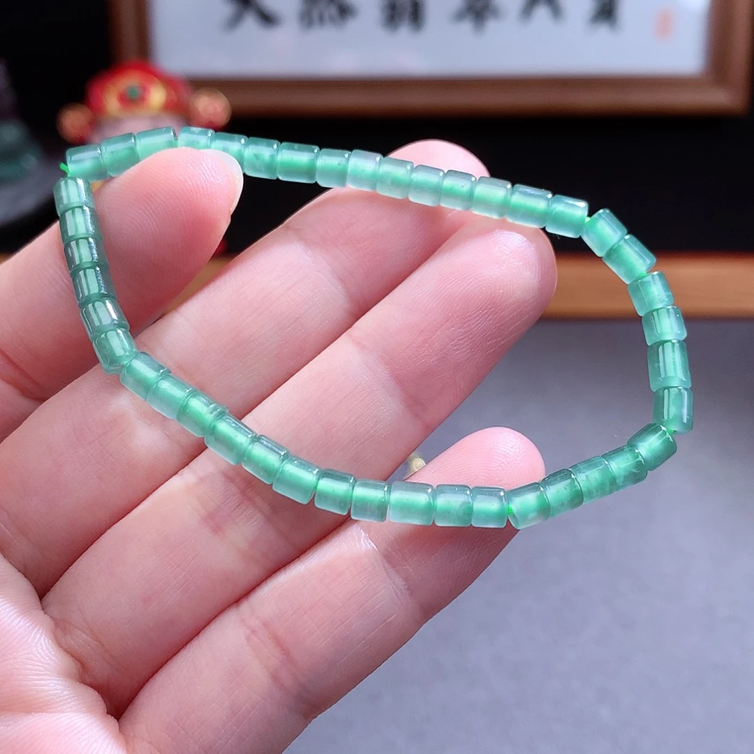 翡翠手镯（圆镯）未镶嵌