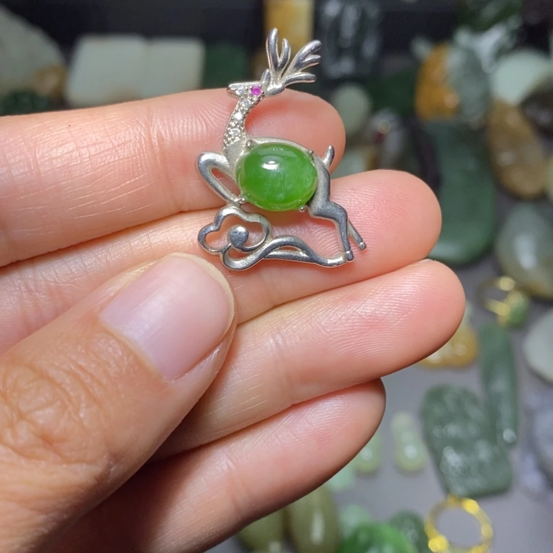 颈饰未镶嵌和田玉