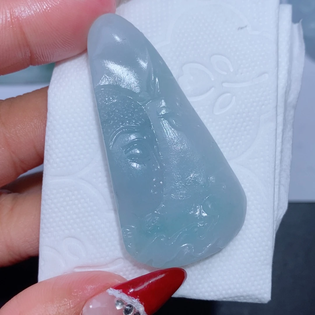 定制翡翠吊坠未镶嵌