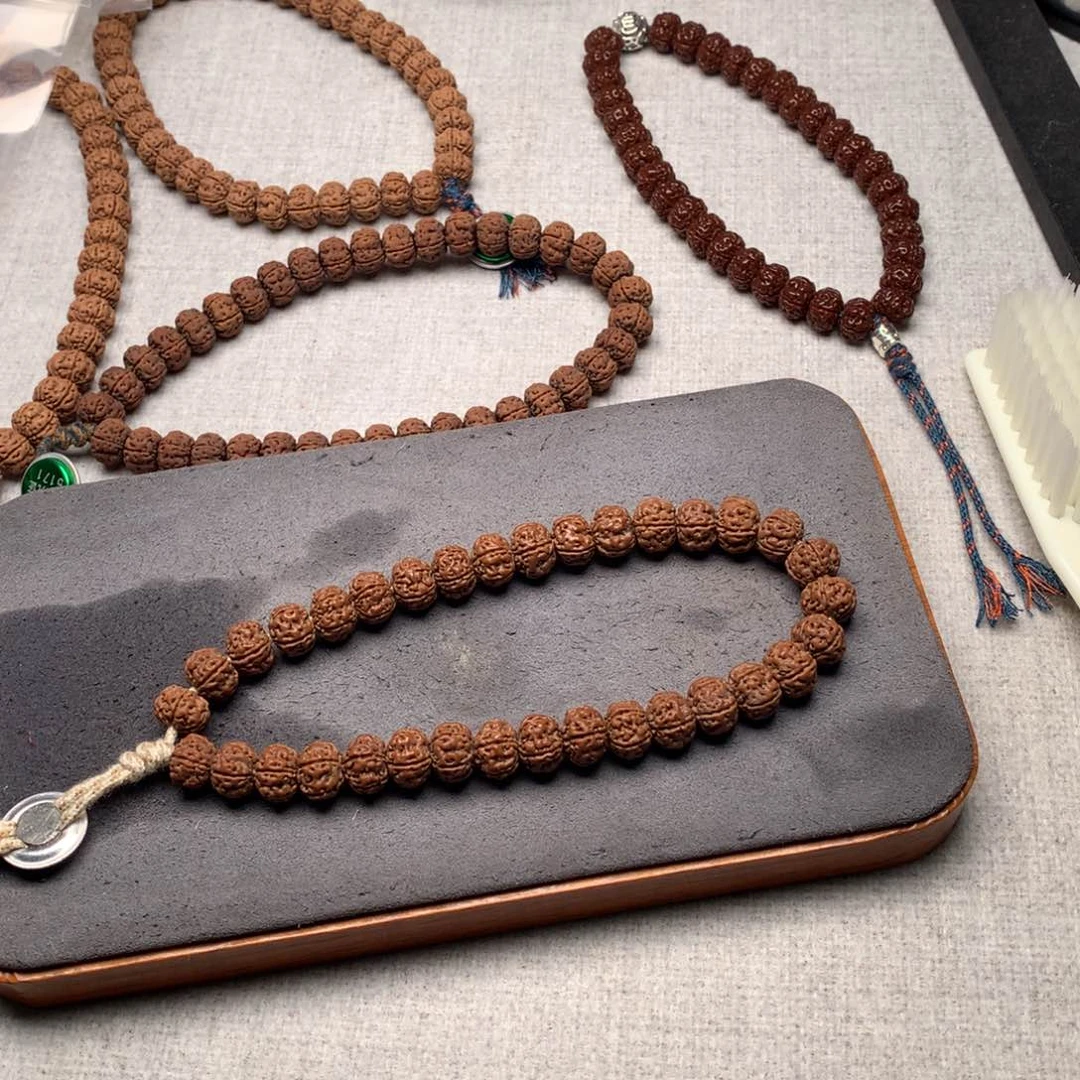 金刚菩提手串m****Y老树王