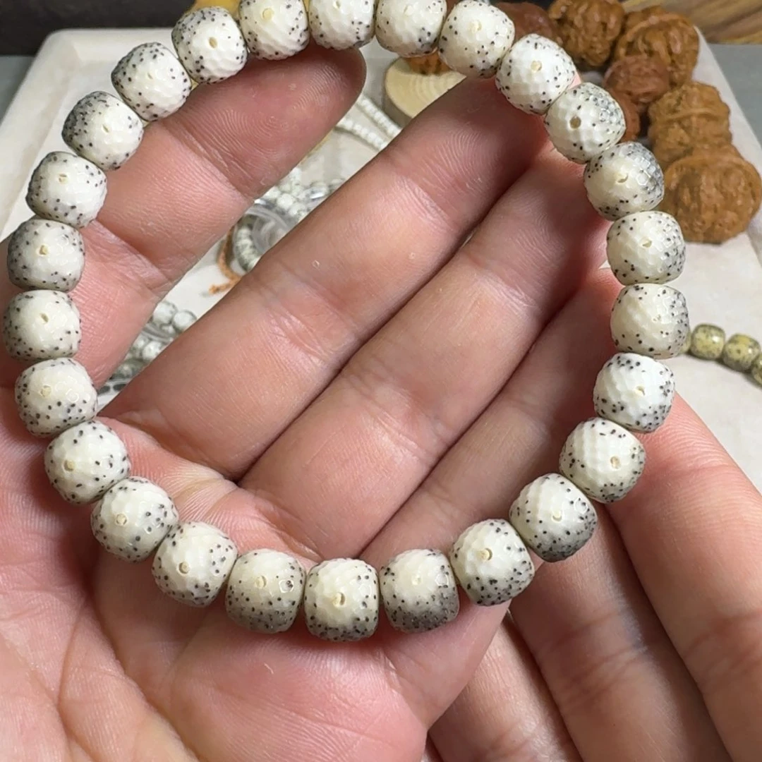 星月菩提手串8.8星月菩提石玉料月留白龙鳞