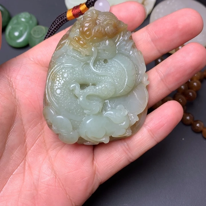 半***缘和田玉未镶嵌颈饰