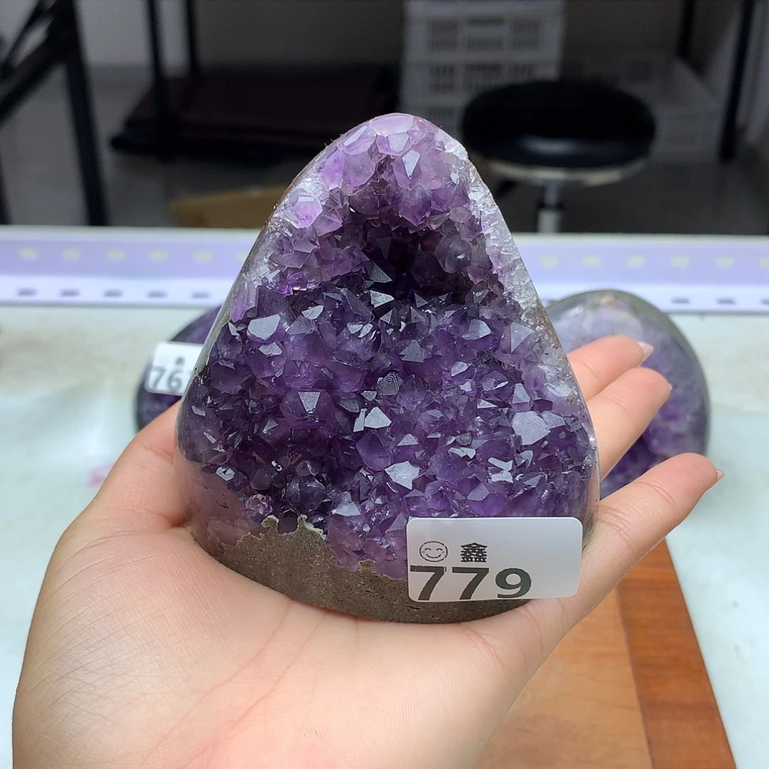 未镶嵌大型摆件（非配饰）水晶