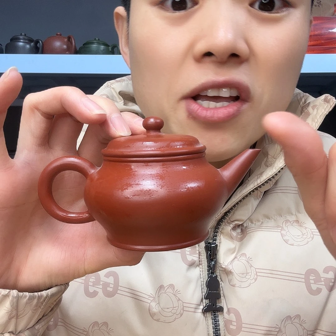 紫砂茶壶风****?民间手艺人全手工制作