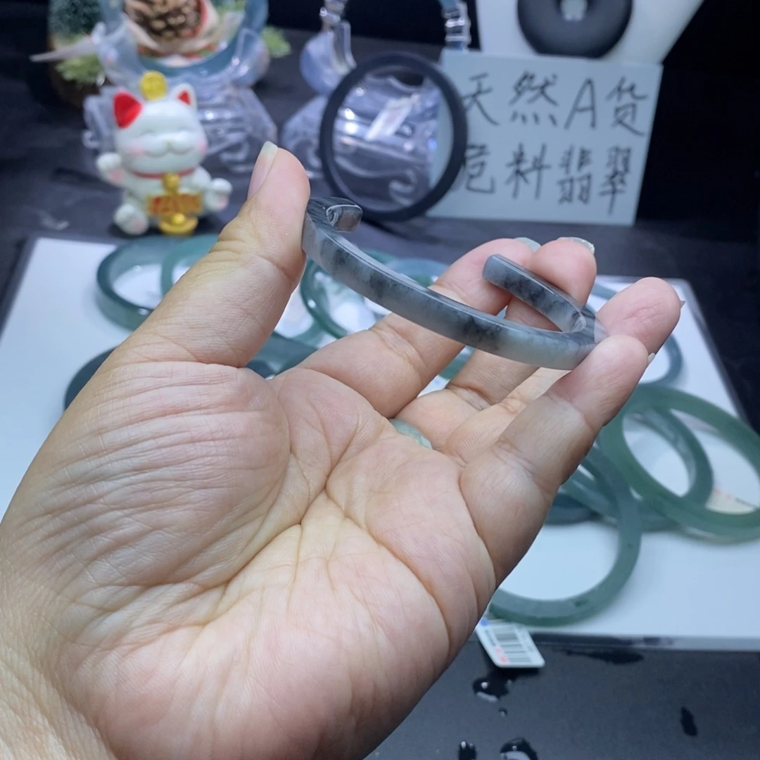 定制翡翠未镶嵌手镯水墨乌鸡开口方