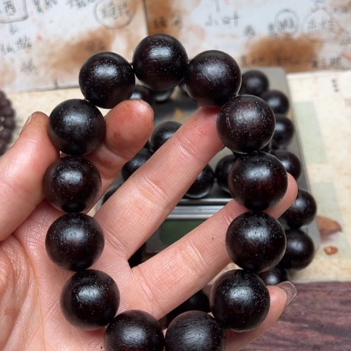 藤类降真香18红黑油结晶藤心