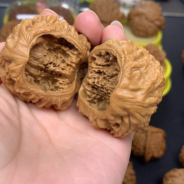 吊坠文玩核桃独***哥43聚宝盆