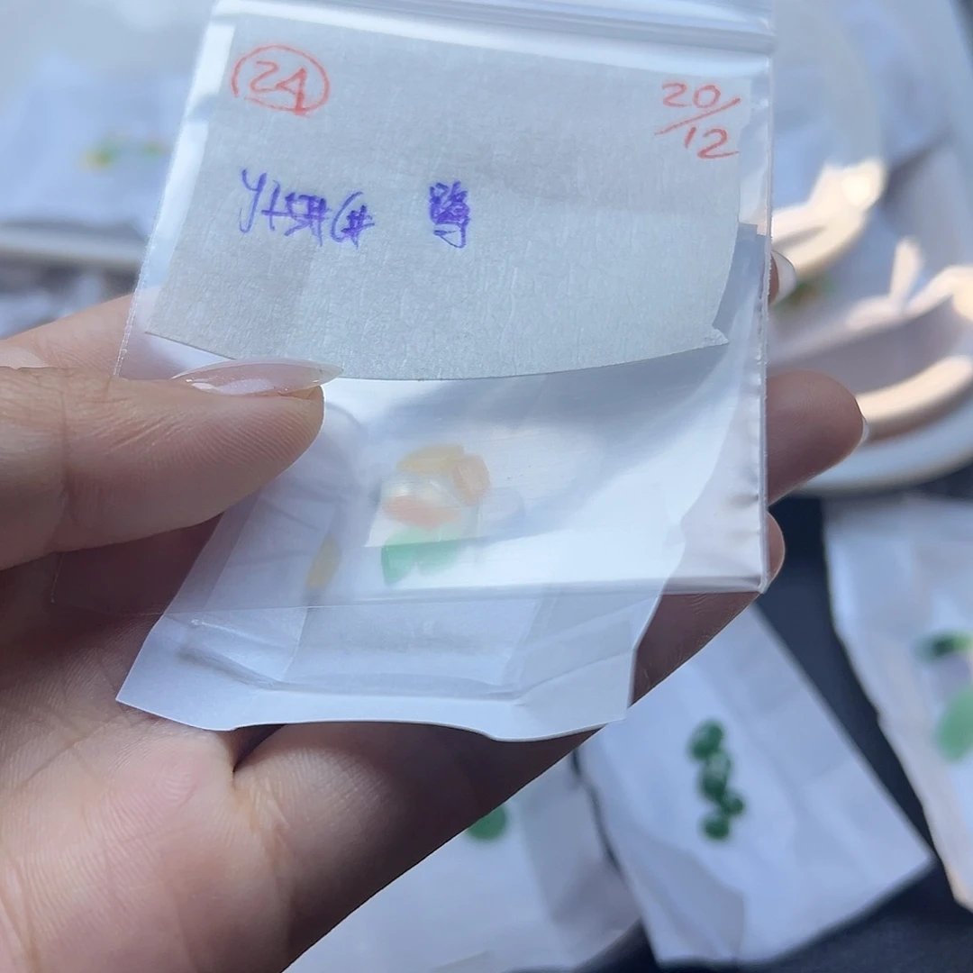 鹭***声定制翡翠未镶嵌翡翠