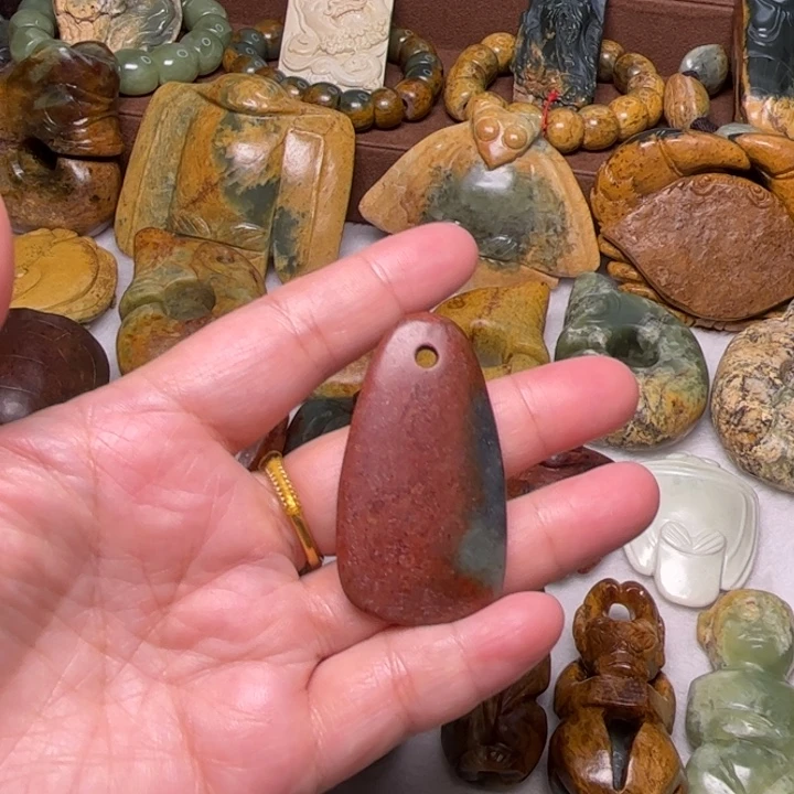 岫岩河磨玉（透闪石质玉）未镶嵌珠宝奇石