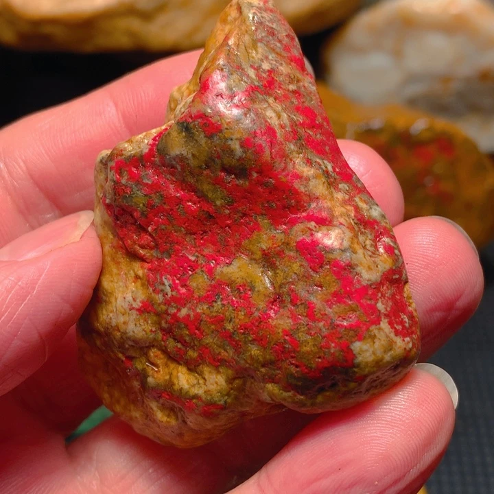 昌化石C*S昌化田黄鸡血石