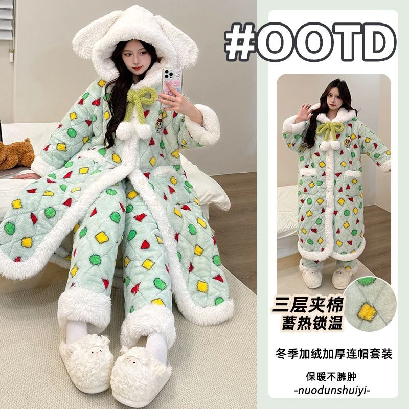 2025新款秋冬款珊瑚绒睡袍女三层夹棉加绒加厚款保暖家居服外穿