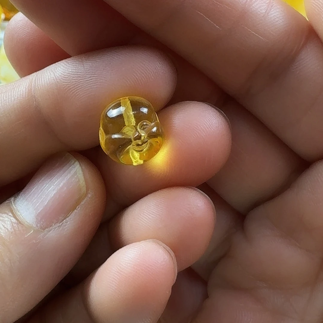 蜜蜡未镶嵌裸石12