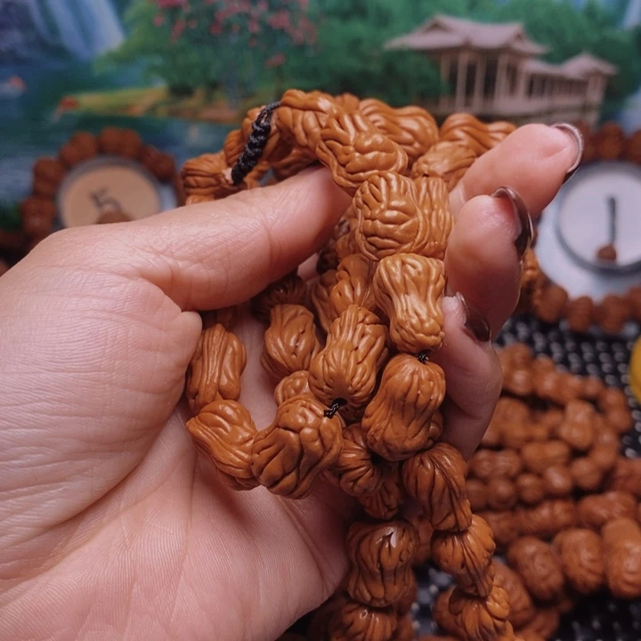 用***9文玩核桃吊坠龙纹桃核手串