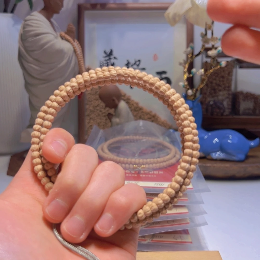 柏香籽/百香籽吊坠L***n