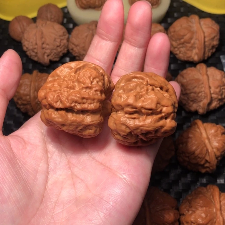 文玩核桃把件陈*珩四开