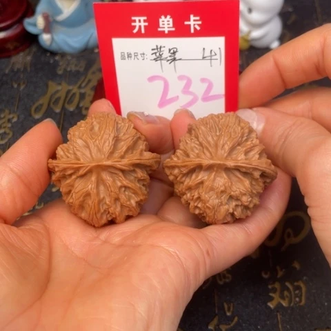 吊坠文玩核桃文玩了吗