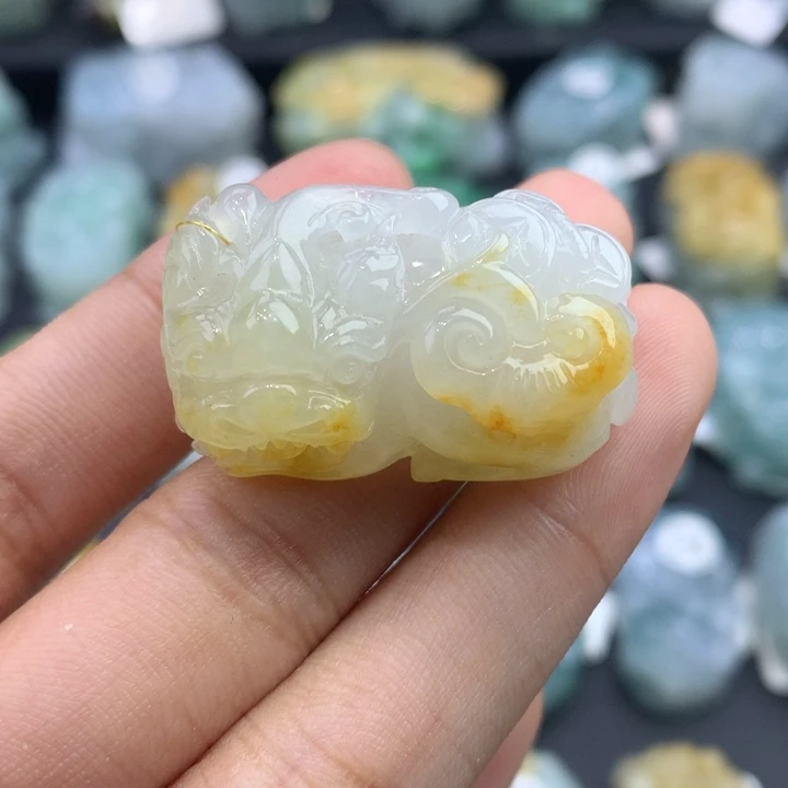 翡翠未镶嵌颈饰天然缅甸翡翠