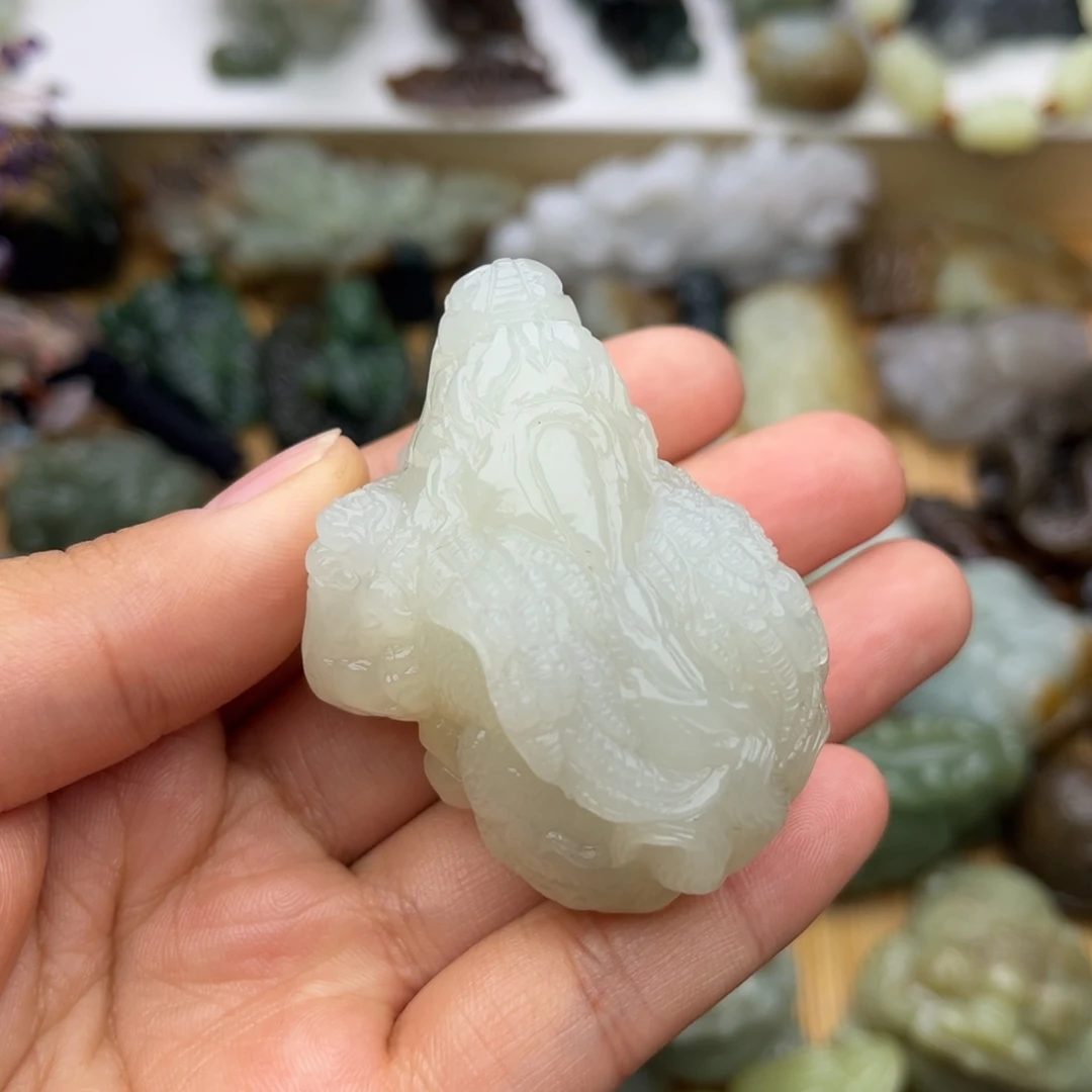 和田玉未镶嵌挂件