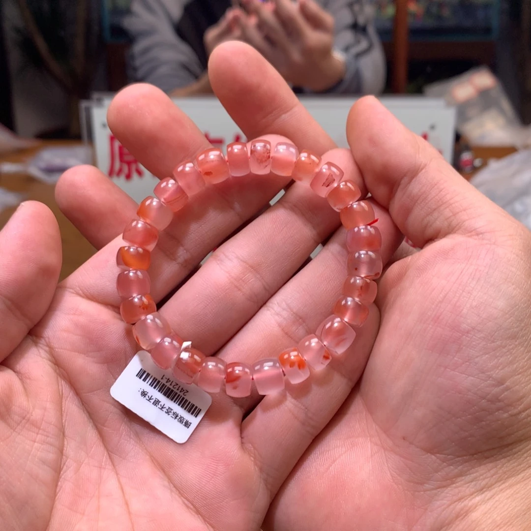 南红玛瑙单圈未镶嵌寶*9mm➕干掌飘花