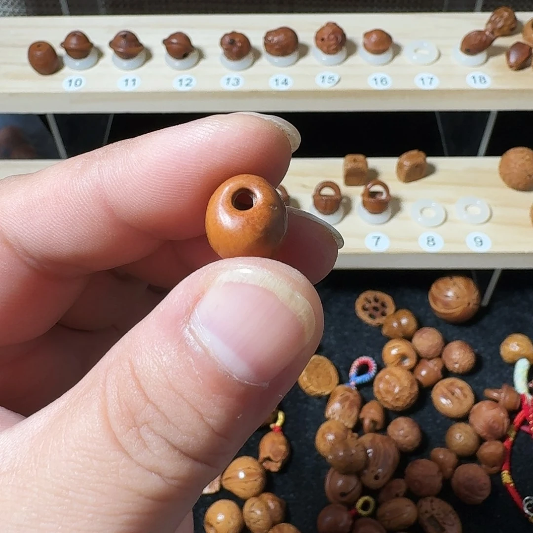 叽***噜桃核手串胖篮核雕