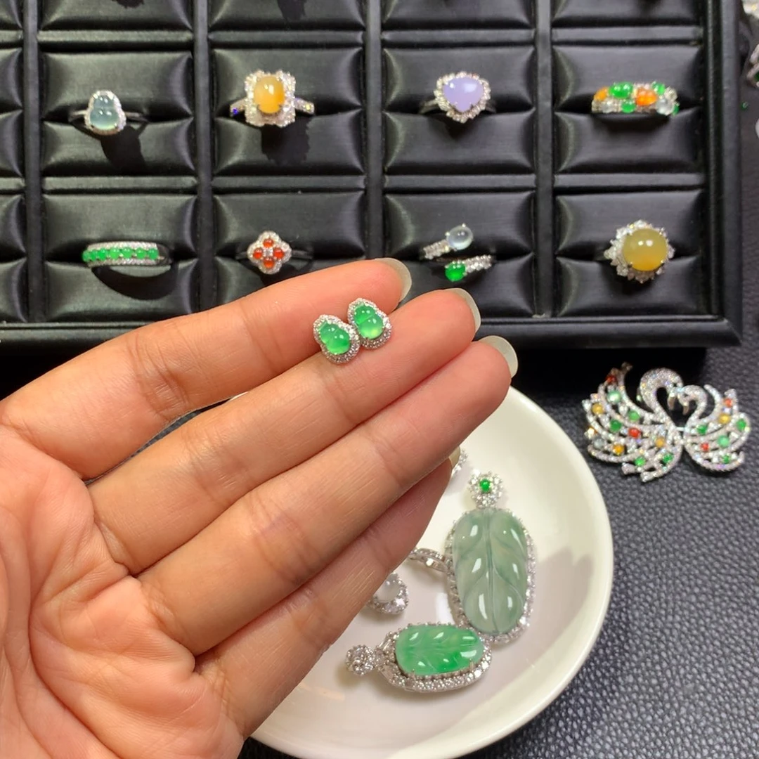 良***霄翡翠银S925镶嵌耳饰