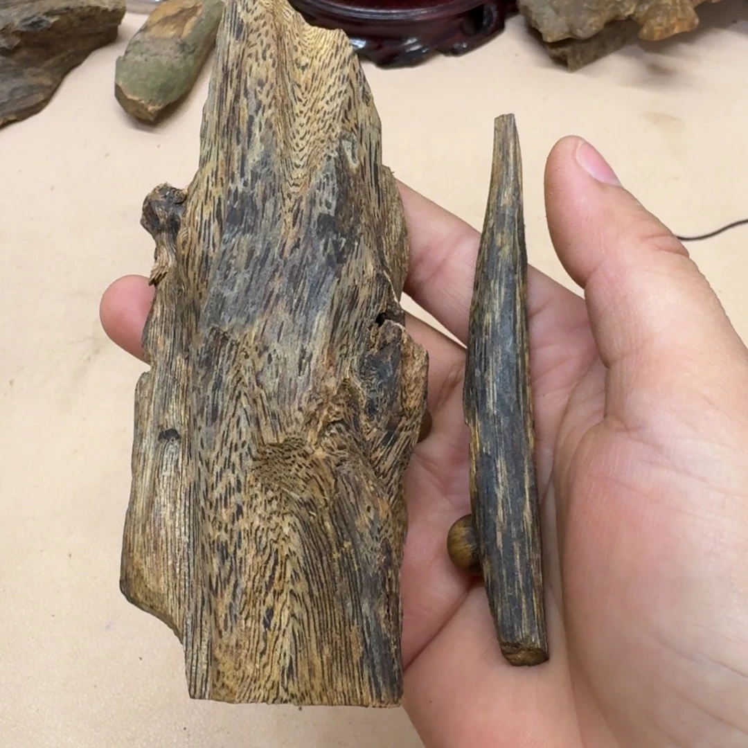 轩***程沉香沉香碎屑金勺子高油虫漏65克