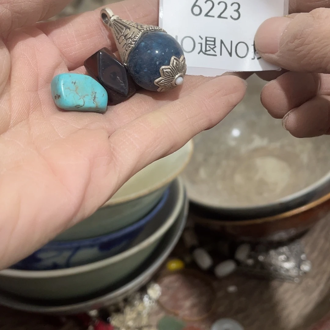 红***瓷片6223号工艺品