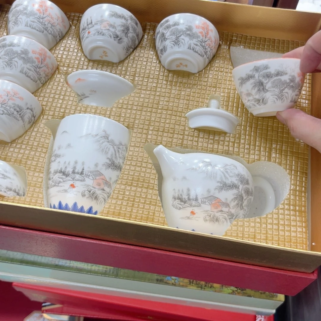 孤品茶具套装等等。