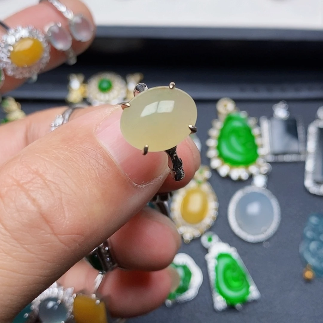 翡翠戒指银S925镶嵌戒指