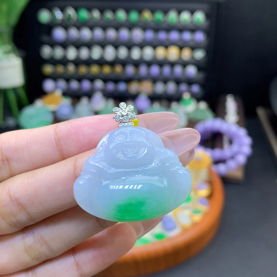 翡翠18K金镶嵌颈饰