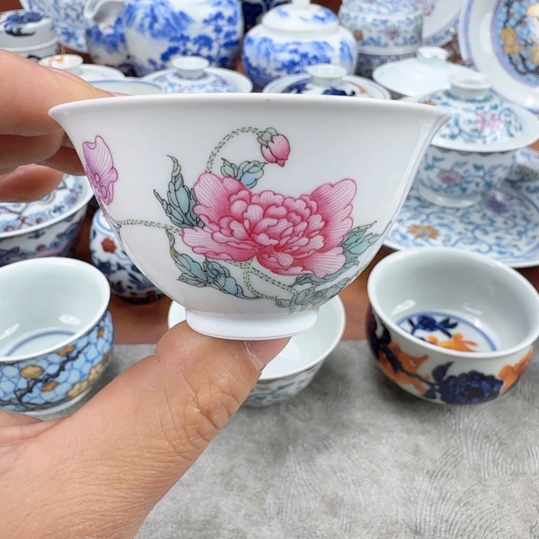 陶摆件粉彩花卉单杯