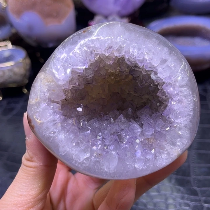 福利抛光洞未镶嵌水晶