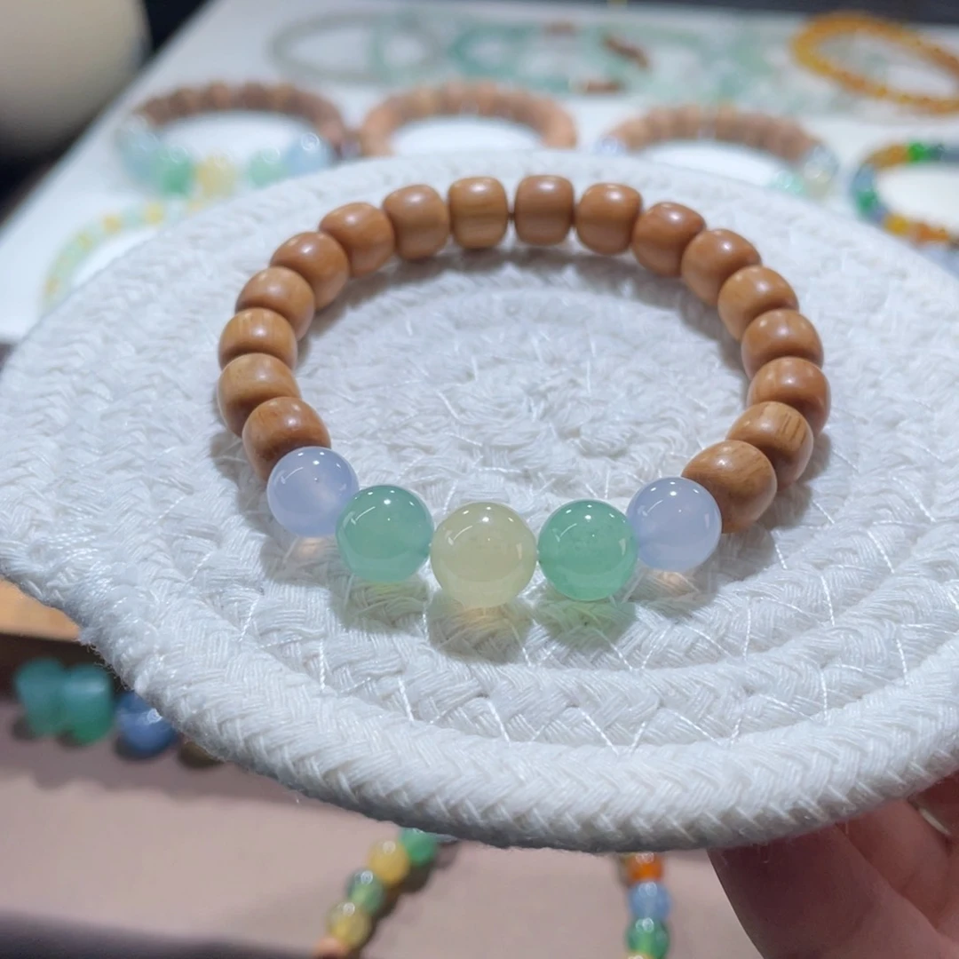 未镶嵌手链翡翠卡8-9