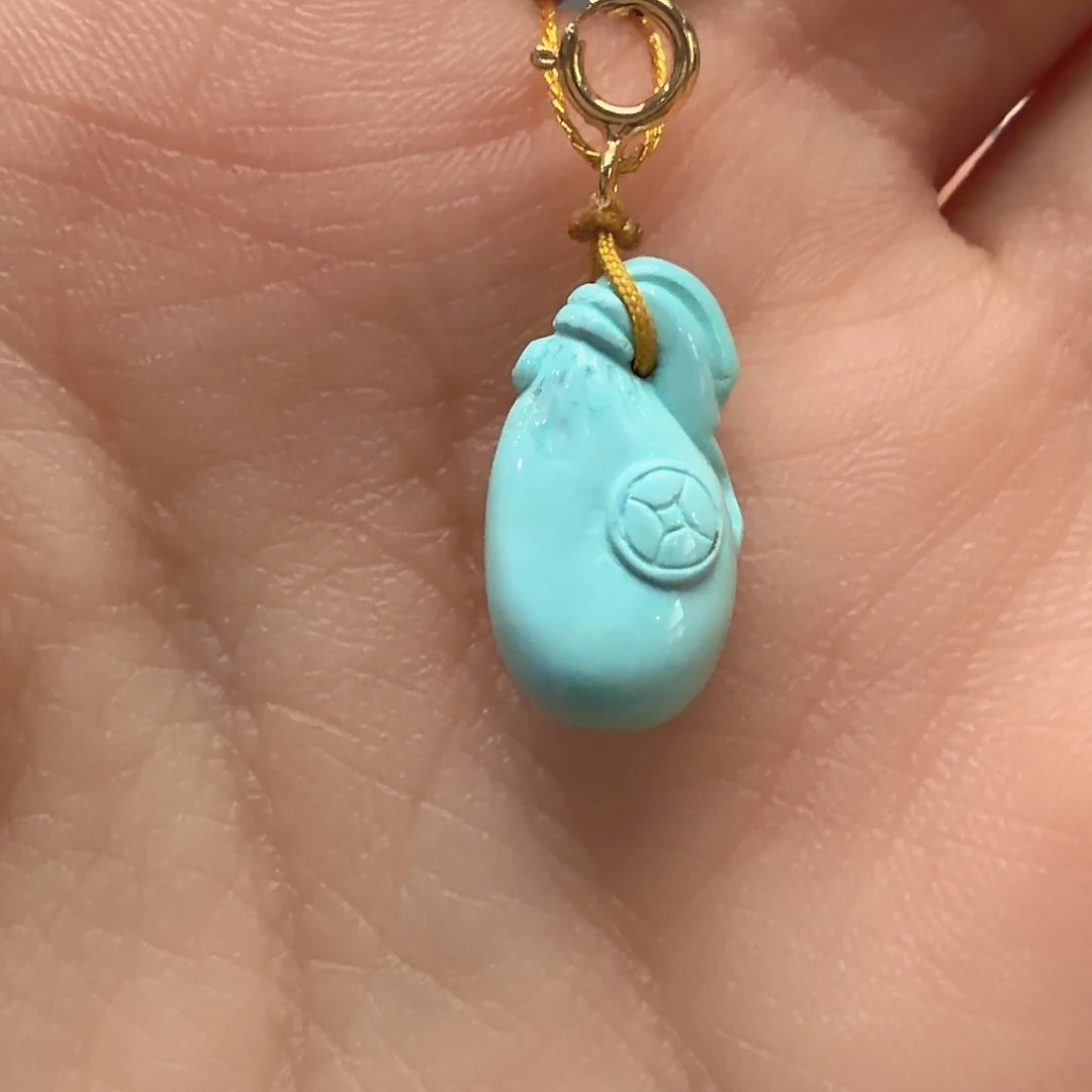 绿松石未镶嵌颈饰