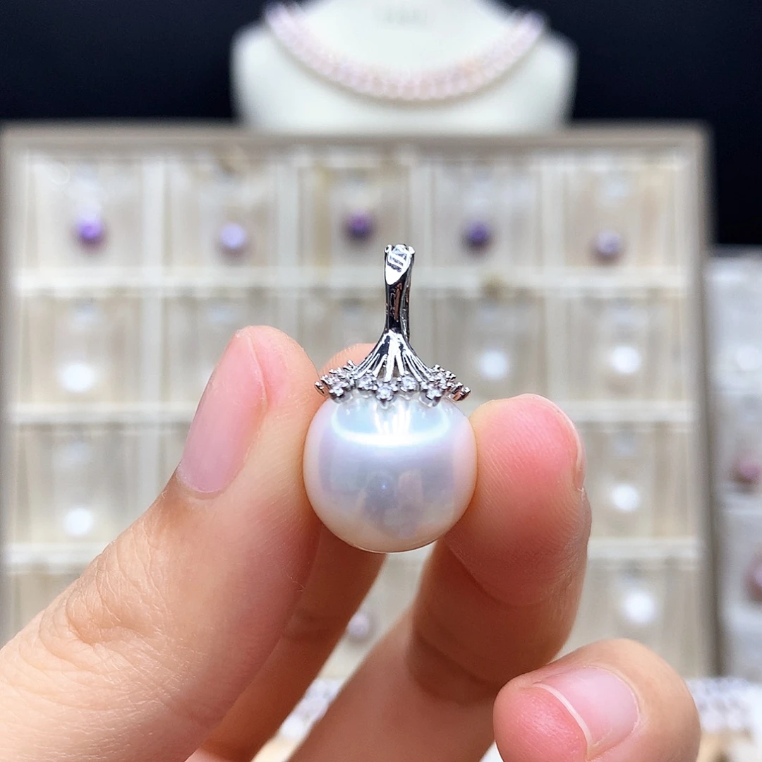 淡水珍珠颈饰合金