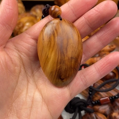 【闪购商品】柏木（崖柏）鲁*缘正宗太行陈化黑油纹理吊坠