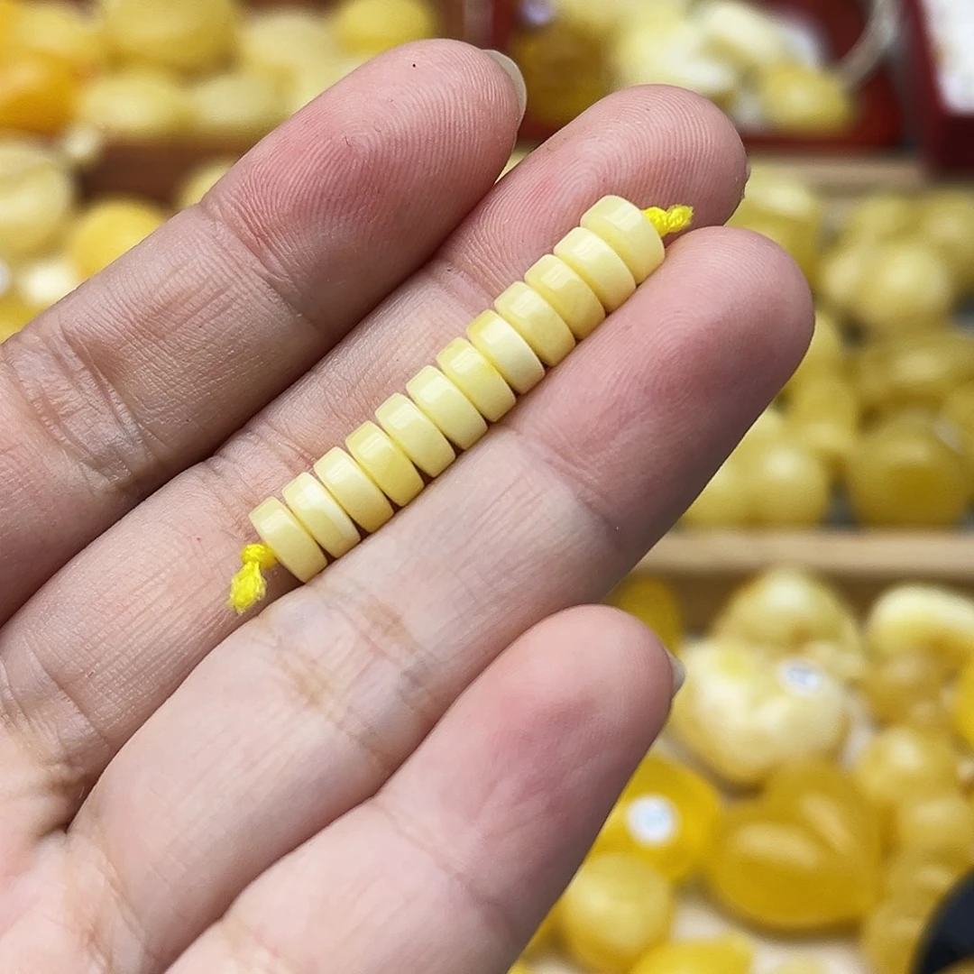 蜜蜡未镶嵌裸石天然