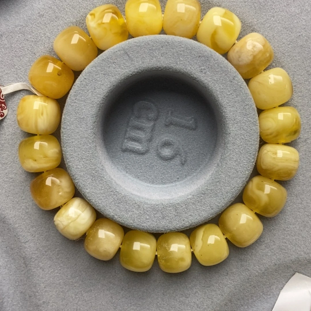 蜜蜡未镶嵌珠宝奇石49