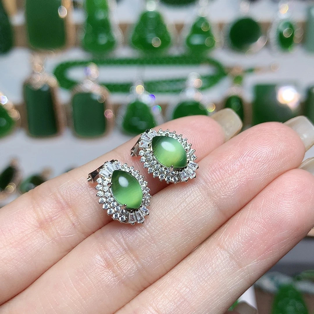 未镶嵌和田玉耳饰