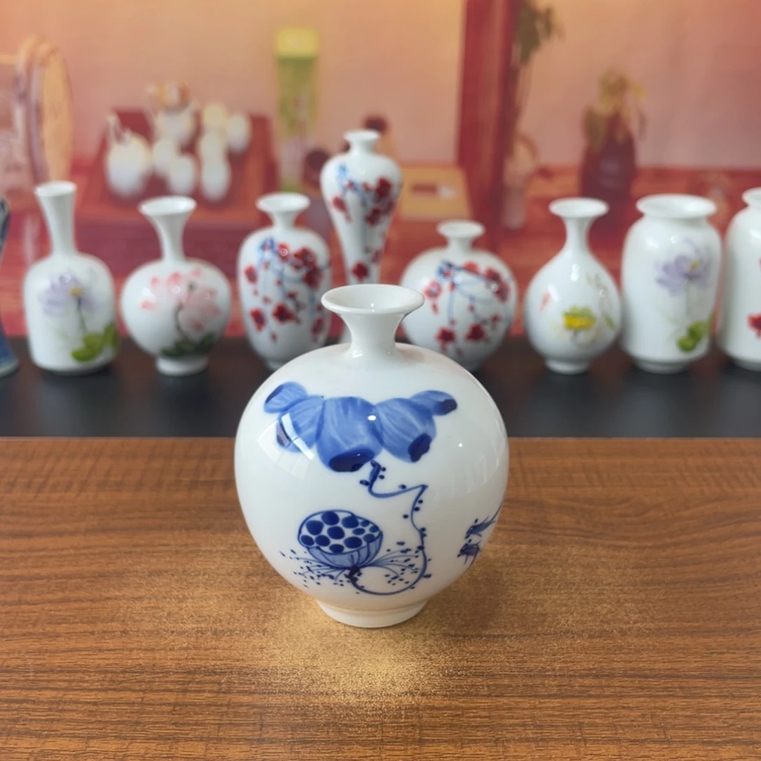 景德镇小花瓶等着你
