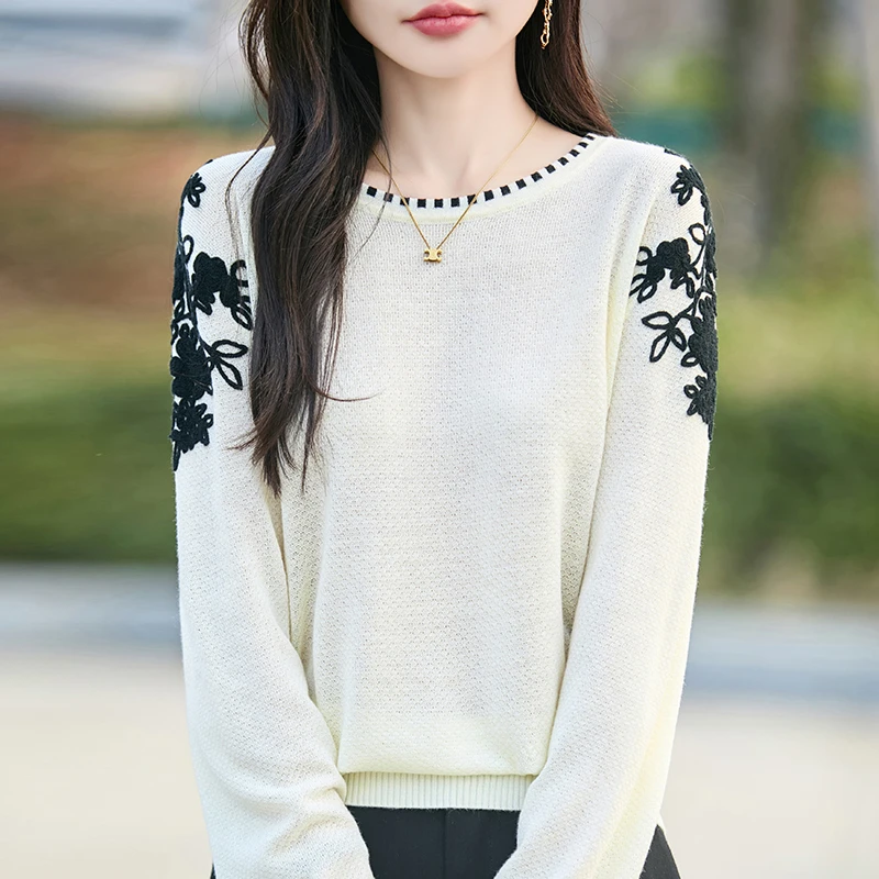 时尚品牌女装25春秋新款拼色圆领刺绣提花洋气百搭长袖针织衫女